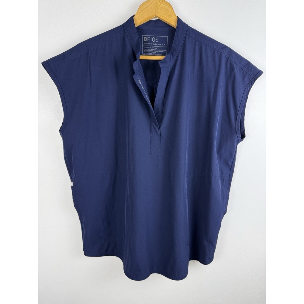 FIGS Rafaela Oversized Scrub Top Size Medium Navy Blue Medical Field